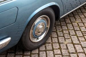 Image 26/35 of Rolls-Royce Silver Shadow I (1970)