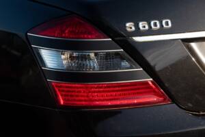 Bild 26/50 von Mercedes-Benz S 600 L (2009)