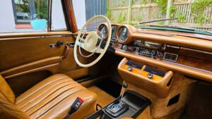 Bild 54/72 von Mercedes-Benz 280 SE 3,5 (1970)
