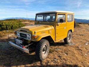 Image 1/24 of Toyota Land Cruiser BJ 40 (1979)