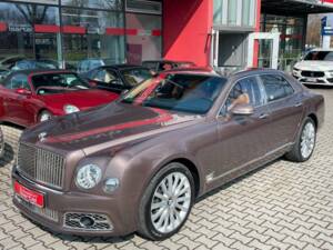 Bild 2/20 von Bentley Mulsanne Mulliner EWB (2017)