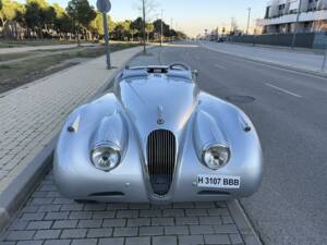 Image 4/8 of Jaguar XK 120 OTS (1953)