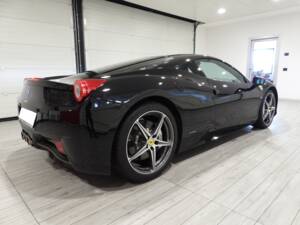 Image 4/15 de Ferrari 458 Italia (2011)