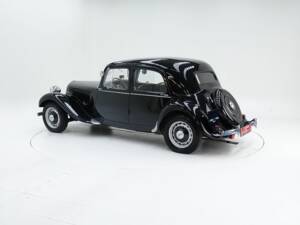 Immagine 3/15 di Citroën Traction Avant 11 BL (1947)