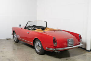 Bild 5/77 von Alfa Romeo 2000 Spider (1961)