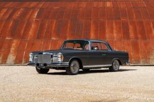 Image 1/37 of Mercedes-Benz 280 SE 3,5 (1970)