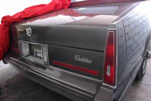 Image 12/23 of Cadillac Convertible de Ville (1986)