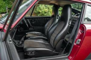 Bild 38/50 von Porsche 911 Carrera 3.2 (1989)