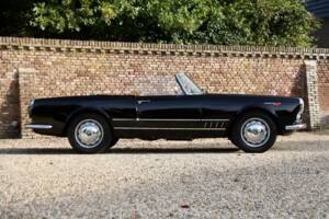 Bild 48/50 von Alfa Romeo 2000 Spider (1961)