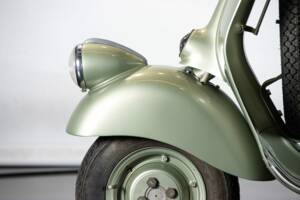 Immagine 41/50 di Piaggio Vespa 125 (1950)