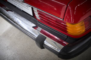 Image 41/89 of Mercedes-Benz 560 SL (1986)