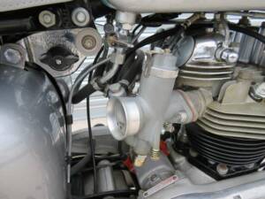 Bild 20/45 von Triumph T 120 Bonneville (1961)