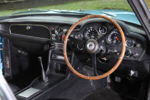 Imagen 25/31 de Aston Martin DB 6 (1968)