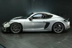 Image 8/50 of Porsche 718 Cayman GT4 RS Weissach (2023)