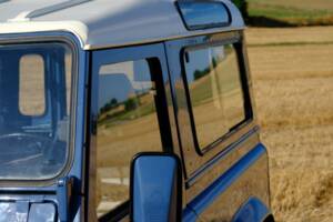Bild 5/22 von Land Rover 90 (1988)