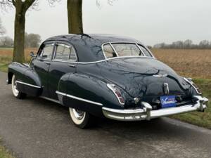 Image 8/24 of Cadillac 62 Sedan (1947)