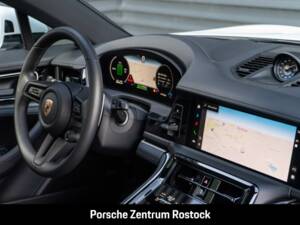 Bild 18/31 von Porsche Panamera 4S E-Hybrid (2025)