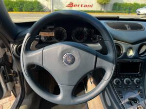 Image 9/14 de Maserati Spyder 4200 Cambiocorsa (2004)