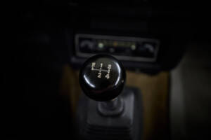 Immagine 49/98 di Volvo 244 DL (1975)