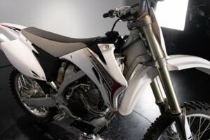 Image 45/50 de Yamaha DUMMY (2008)