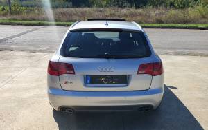 Bild 6/49 von Audi S6 Avant 5.2 V10 quattro (2006)