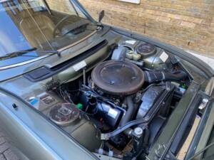 Imagen 44/58 de Peugeot 504 V6 Coupe (1977)
