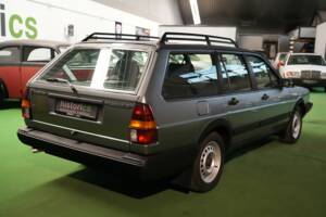 Bild 11/42 von Volkswagen Passat Variant 1.8 (1986)