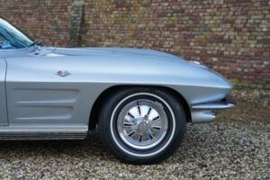 Image 44/50 of Chevrolet Corvette Sting Ray Convertible (1964)