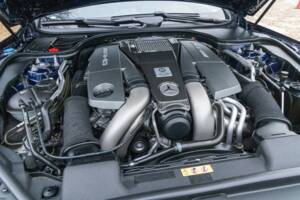 Immagine 25/50 di Mercedes-Benz SL 63 AMG (2012)