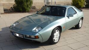 Image 1/67 de Porsche 928 S (1985)