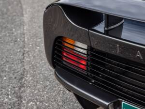 Image 47/60 of Jaguar XJ 220 (1992)