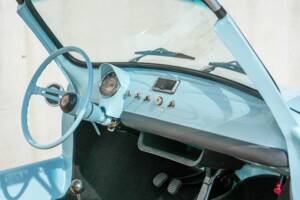 Image 17/29 of FIAT Ghia 500 Jolly (1970)