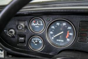 Bild 20/50 von MG MGB (1977)