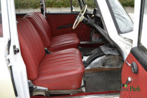 Image 24/47 of Mercedes-Benz 190 c (1963)