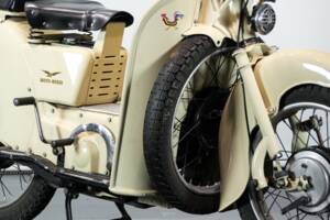 Imagen 13/50 de Moto Guzzi DUMMY (1951)
