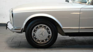 Imagen 10/50 de Mercedes-Benz 230 SL (1964)
