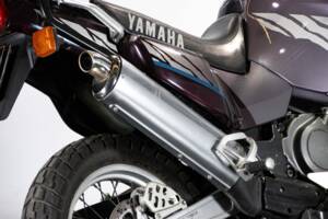Image 11/50 of Yamaha XTZ 750 SuperTéneré (1990)