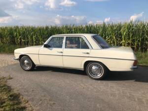 Bild 2/15 von Mercedes-Benz 230/6 (1974)