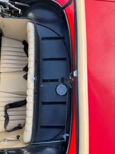 Afbeelding 9/33 van Mercedes-Benz 500 SL (1988)