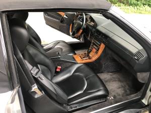 Image 8/13 of Mercedes-Benz SL 500 (1999)