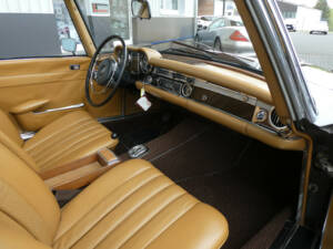 Imagen 12/30 de Mercedes-Benz 280 SL (1968)
