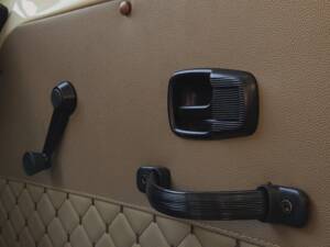 Image 21/30 de Volkswagen T2 Brasil Camper (1982)