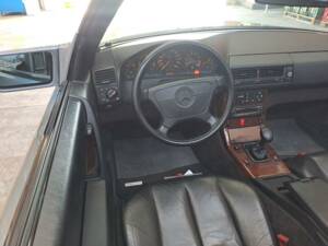 Image 45/50 de Mercedes-Benz 300 SL-24 (1992)