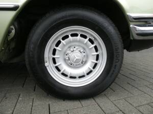 Immagine 21/21 di Mercedes-Benz 350 SE (1977)