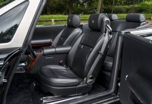 Image 28/35 of Rolls-Royce Phantom DHC (2008)