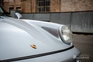 Bild 18/20 von Porsche 911 Carrera 4 (1991)