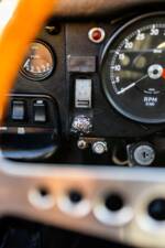 Image 40/50 de Jaguar E-Type (1969)