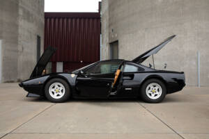 Image 29/38 of Ferrari 308 GTB (1977)
