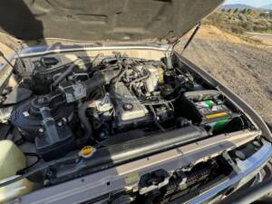 Immagine 35/45 di Toyota Land Cruiser FJ80 (1994)