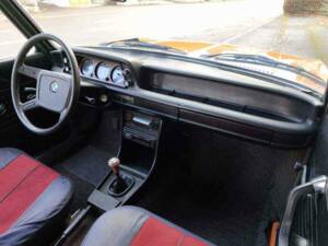 Bild 12/23 von BMW 1502 (1977)